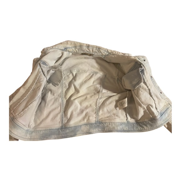 Women's Cream White Denim Jacket - Picture 6 of 10